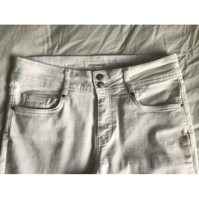 SOYACONCEPT beige stretch jeans maat 30