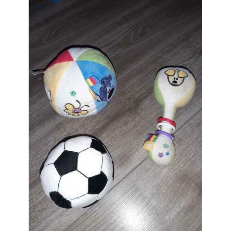 alle baby speelgoed voor 5 euro totaal!!!