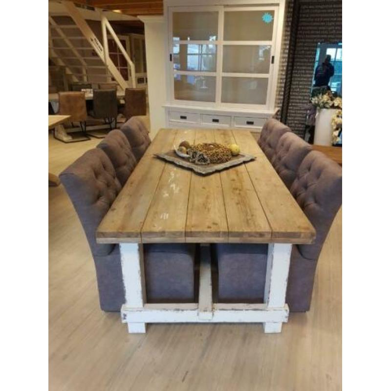 *VOORRAAD* 6 Stuks Gecapitonneerde Eetkamerstoelen Brian (8)