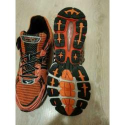 Saucony hardloopschoenen maat 48