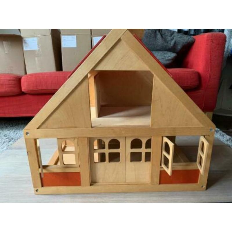 Poppenhuis hout