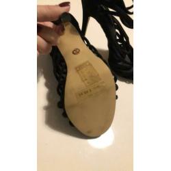 Zwarte pumps maat 36