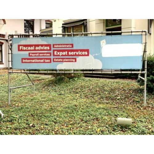 Reclamebord buizenframe voor spandoek maat 4Bx1H (elastiek)