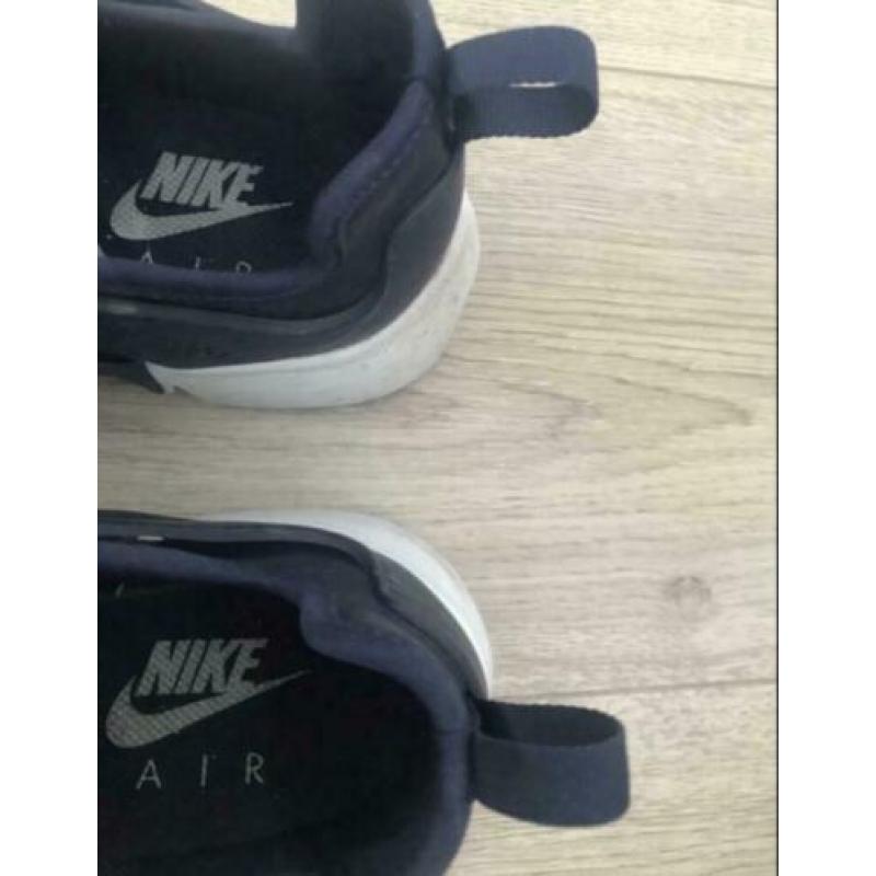 Mooie Nike Air Presto schoenen maat 39 blauw in goede staat!