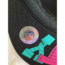 Snapbacks en fitted caps van o.a. New Era