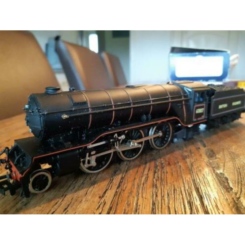 Bachmann V2 Class stoomlok BR Black