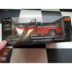 Ford f 350 Harley davidson 1:18