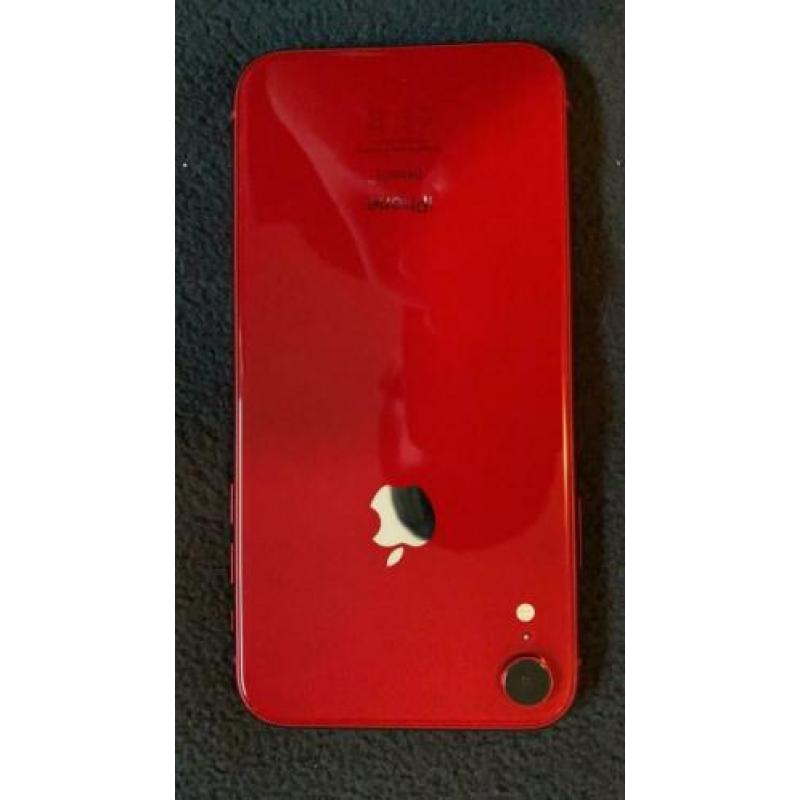 Rode Apple iPhone XR 128GB. Zo goed als nieuw.