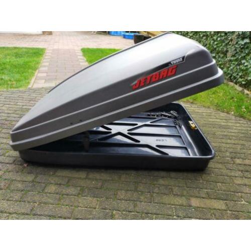 Thule jetbag dakkoffer.