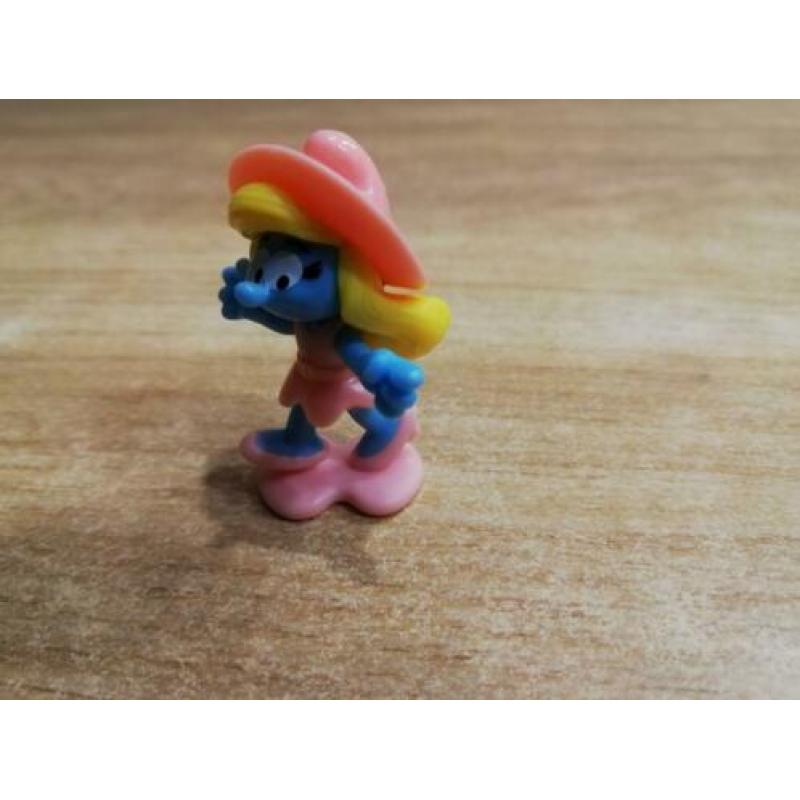 Smurfin in roze outfit