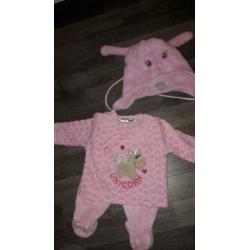 Nieuwe fleece pyjama