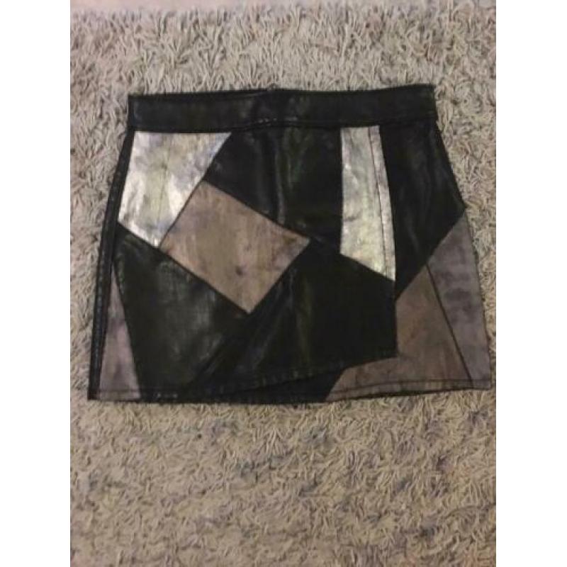 Zara imitatie leer overslag rok rokje zwart brons m 40 zgan