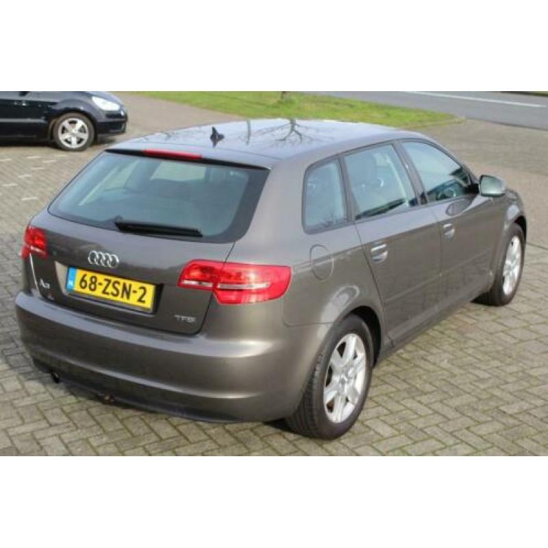 Audi A3 Sportback 1.2 TFSI AUTOM ADVANCE 5DRS AIRCO ECC XENO