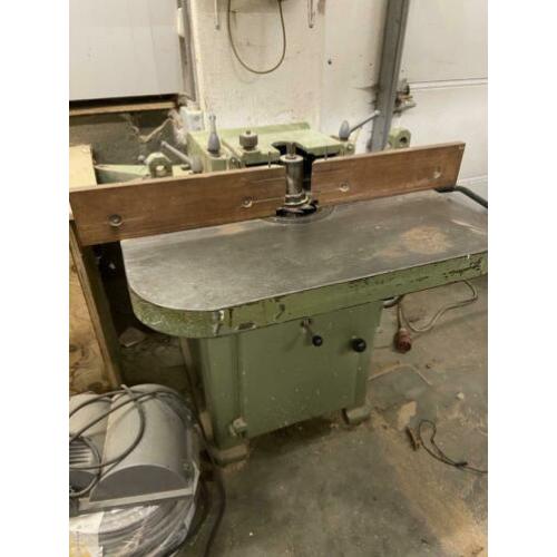Tafelfrees freesmachine