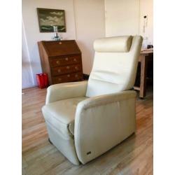electronisch verstelbaar relaxfauteuil merk CUMULUS