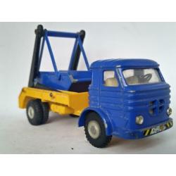 Pegaso vrachtwagen met afzet container 1:50 Joal Pol
