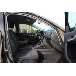 Audi A3 Sportback 1.2 TFSI AUTOM ADVANCE 5DRS AIRCO ECC XENO