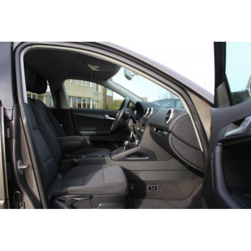 Audi A3 Sportback 1.2 TFSI AUTOM ADVANCE 5DRS AIRCO ECC XENO