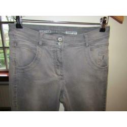F267 TAIFUN mt 36 jeans slim boyfriend grijs