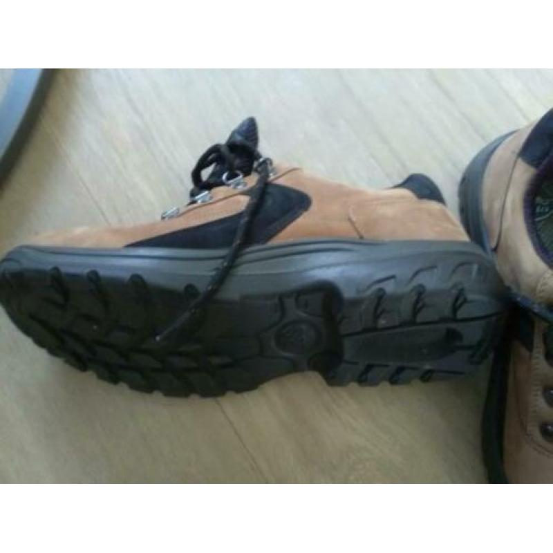 Bata ACT 127 S2 ESD Laag Bruin Werkschoen