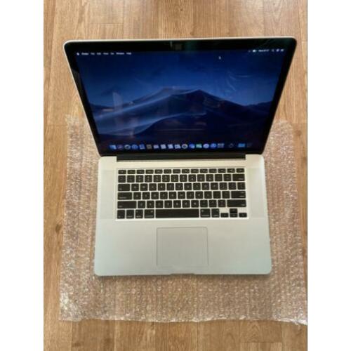 Macbook Pro 15" Retina 2015 2.5 Ghz i7 16GB 512 SSD COATING