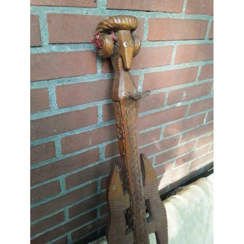 Handgemaakt muziekinstrument voor decoratie.