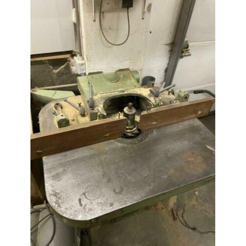 Tafelfrees freesmachine