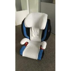Recaro Monza Nove autostoel met speakers en slaaphoofdsteun