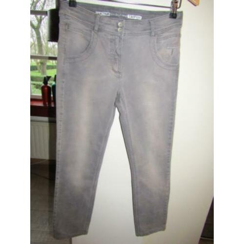 F267 TAIFUN mt 36 jeans slim boyfriend grijs