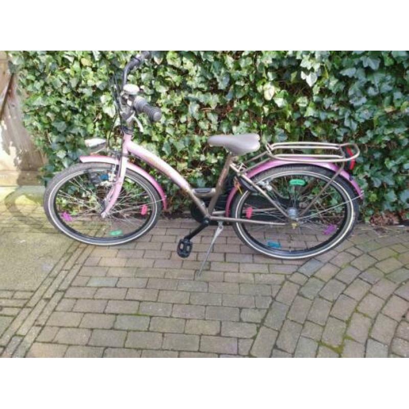 24" Batavus Gabana meisjesfiets te koop.