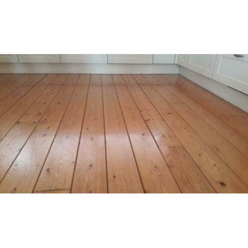 massief grenen vloerdelen, 60-70 m2 T.e.a.b.