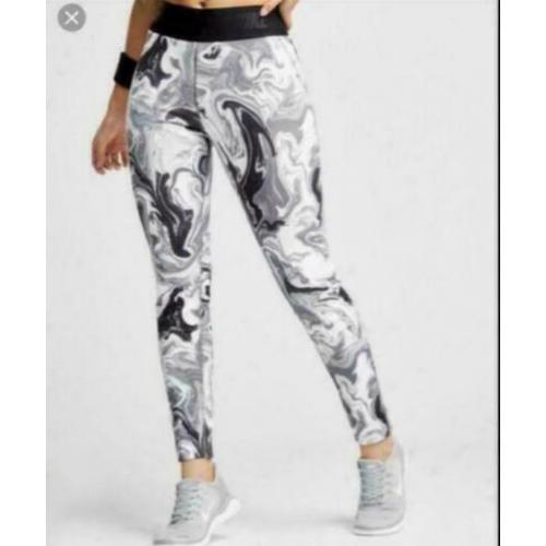 Nike Leg-A-See Legging Gunsmoke Size: XS