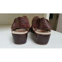 Bruine Pikolinos schoenen maat 39. Leer.