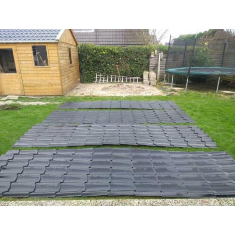 Te koop 4 metalen dakpanplaten 4,10x 1,18 m