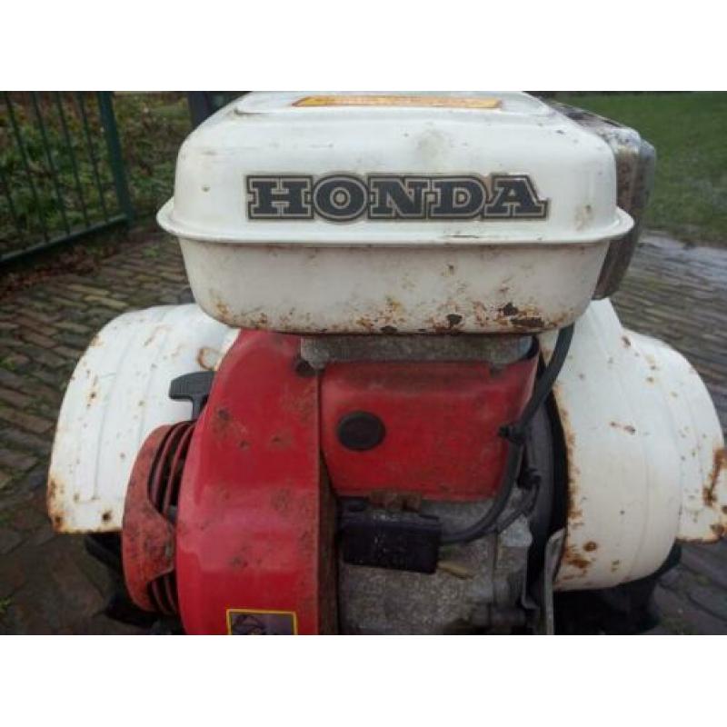 Honda F 600