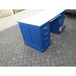 oud houten bureau
