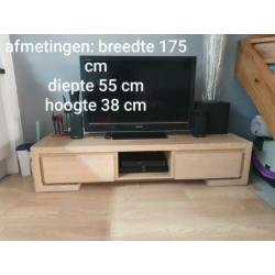 Mooi eiken tv-meubel