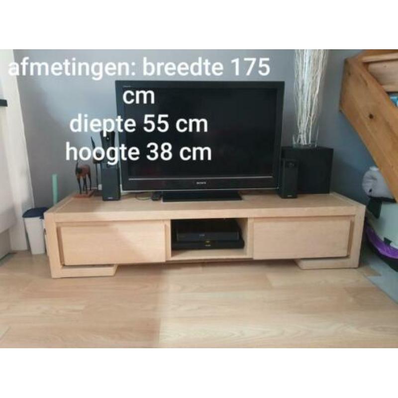 Mooi eiken tv-meubel