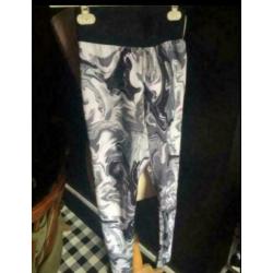 Nike Leg-A-See Legging Gunsmoke Size: XS