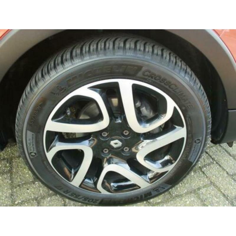 Renault Captur TCe 120 EDC Dynamique AUTOMAAT