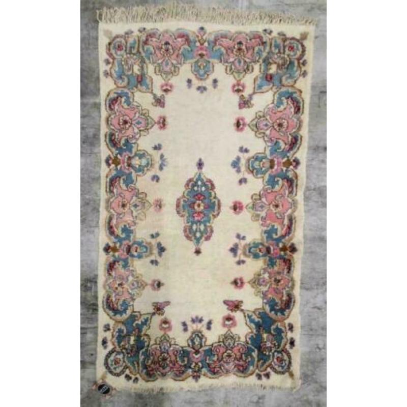 Handgeknoopt tapijt Perzisch Kirman roze blauw wol 85x155cm