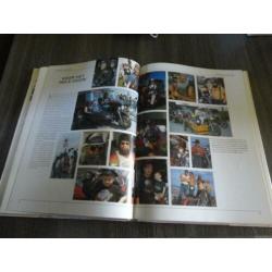 1001 Harley Davidsons - Harley Davidson boek