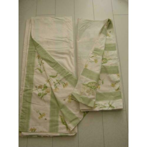 2 Laura Ashley gordijnen/lappen Cornflower stripe