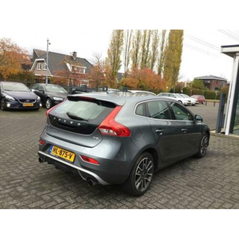 Volvo V40 2.0 D2 88KW R-DESIGN BUSINESS (bj 2015)