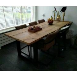 Eettafel boomstam hout industrieel
