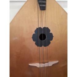 basbalalaika en tenorbalalaika