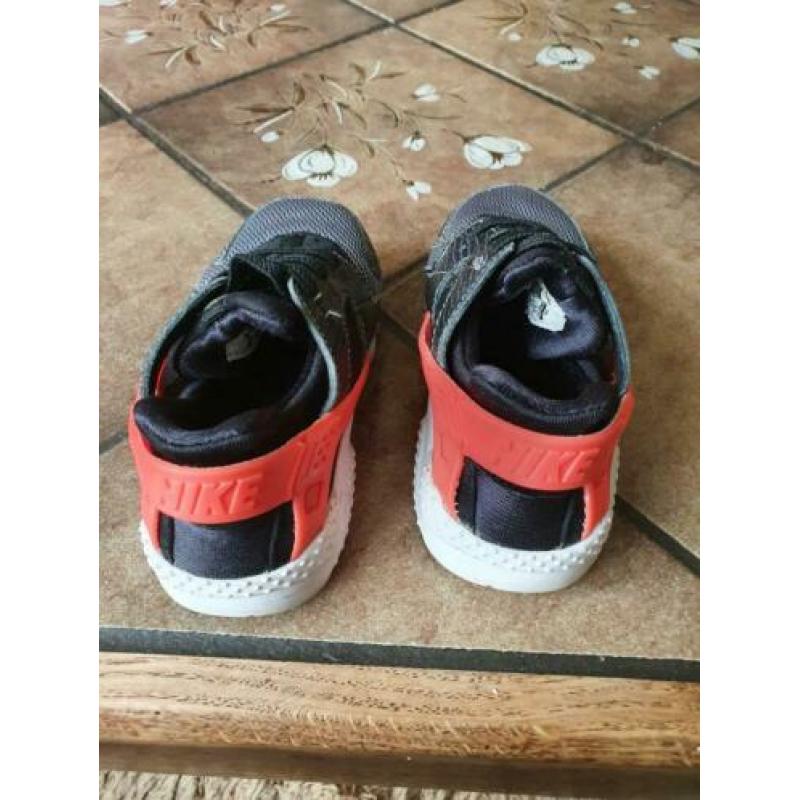 Mooie Nike Huarache gympies