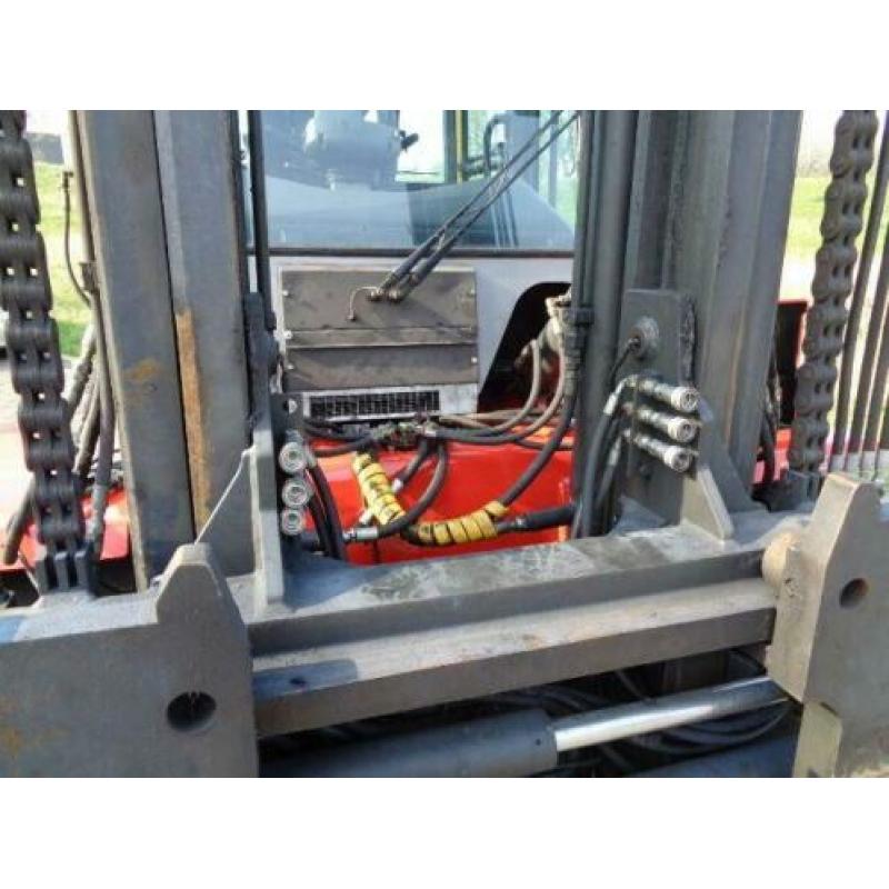 KALMAR DCE100-6 forklift