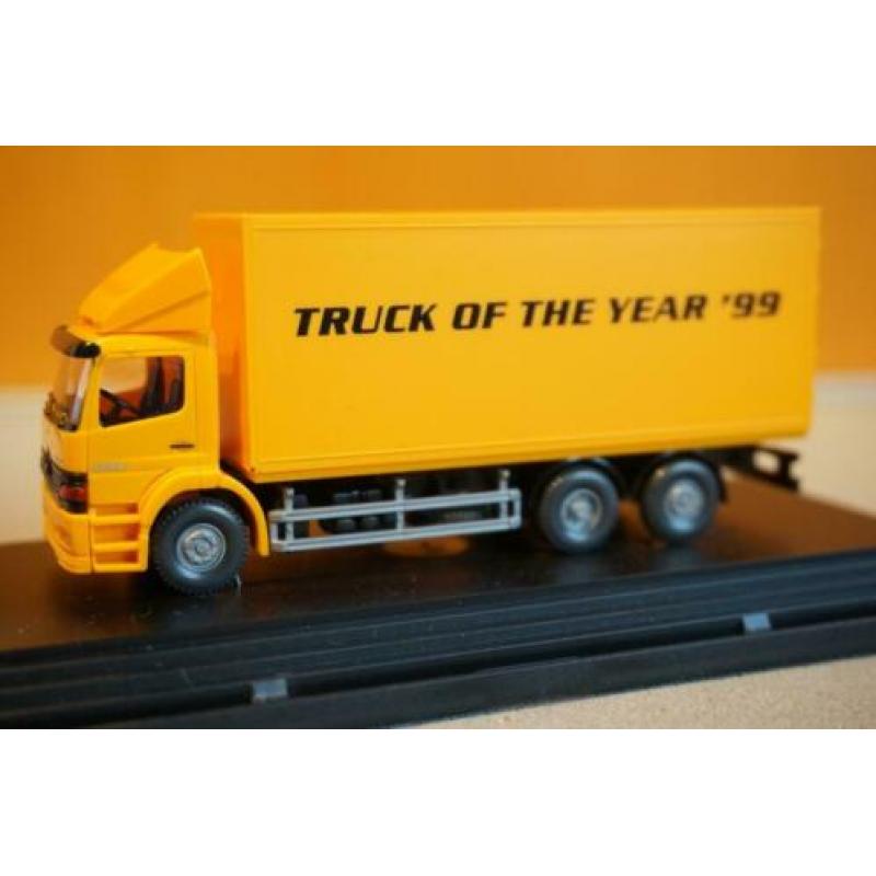 Mercedes Atego 2528 bakwagen 1999 Wiking 1/87
