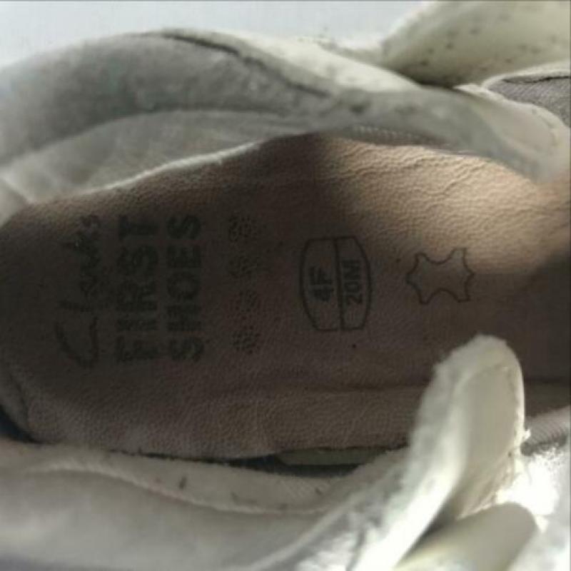 Clarcks crème witte ballerina’s maat 21